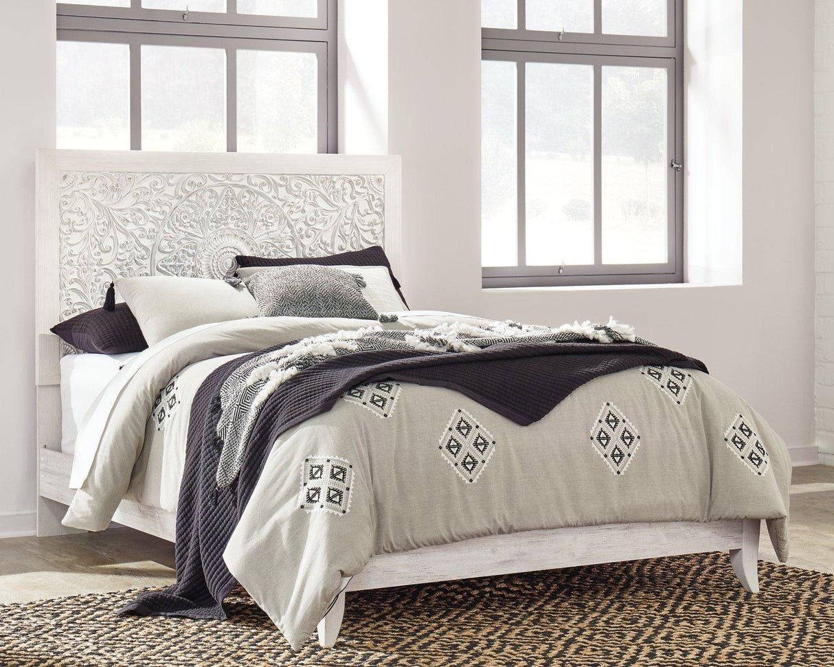 Paxberry Bedroom Set - Furniture World