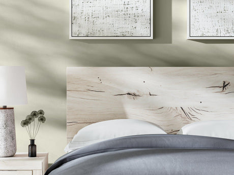 Lawroy Bed - Furniture World