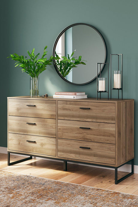 Deanlow Bedroom Package - Furniture World