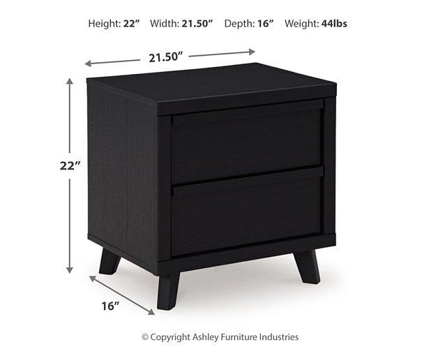 Danziar Bedroom Set - Furniture World