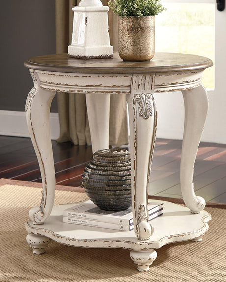 Realyn Table Set - Furniture World