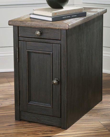 Tyler Creek Occasional Table Set - Furniture World
