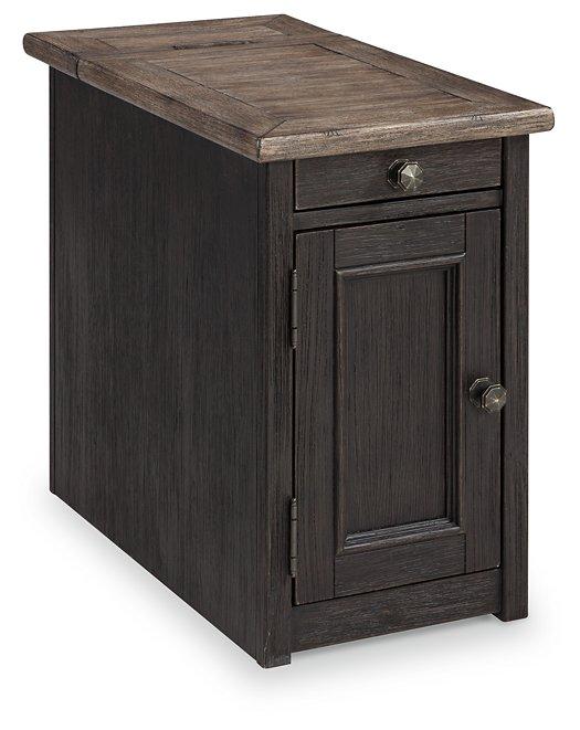 Tyler Creek End Table Set - Furniture World