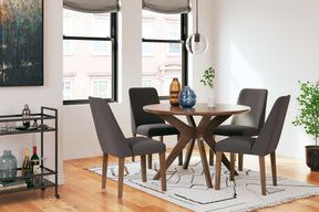 Lyncott Dining Room Set - Furniture World