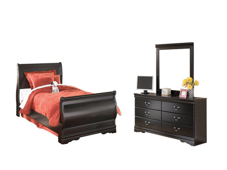 Huey Vineyard Bedroom Set - Furniture World