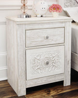 Paxberry Bedroom Set - Furniture World