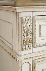 Realyn Bedroom Set - Furniture World