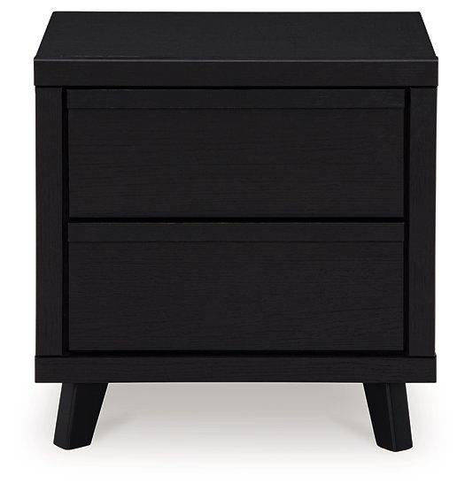 Danziar Bedroom Set - Furniture World
