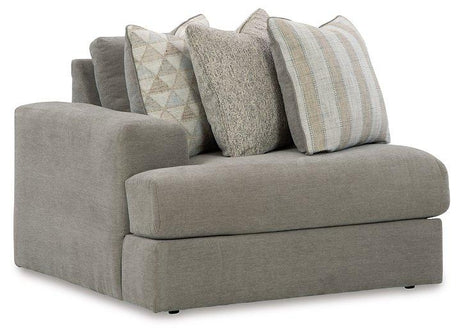 Avaliyah Sectional with Chaise - Furniture World
