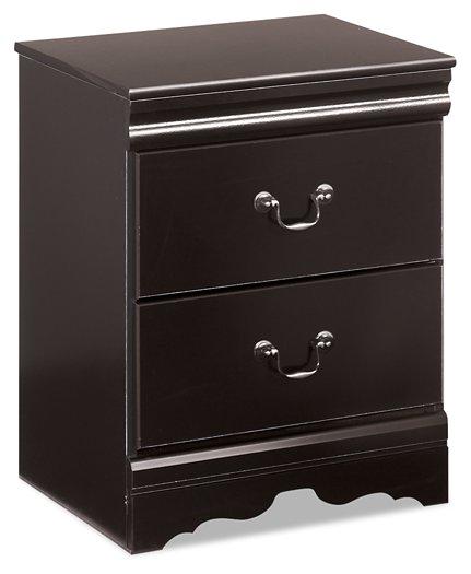 Huey Vineyard Bedroom Set - Furniture World