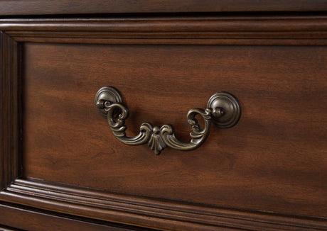 Lavinton Bedroom Set - Furniture World