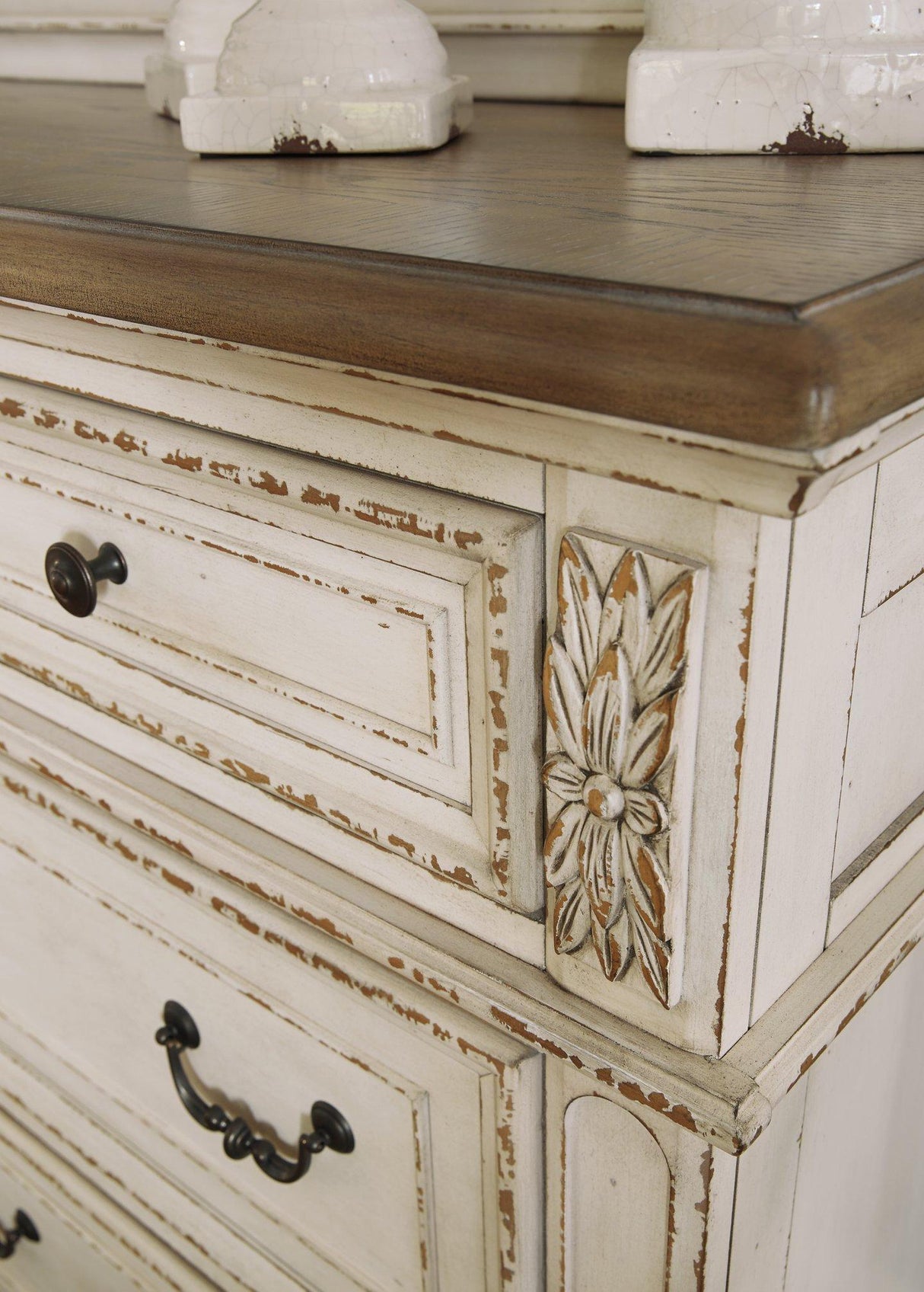 Realyn Bedroom Set - Furniture World