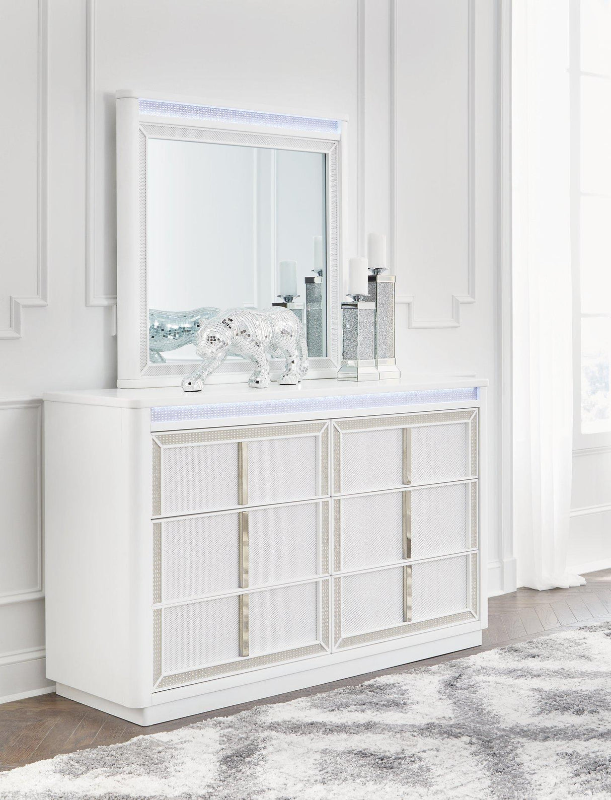 Chalanna Bedroom Set - Furniture World