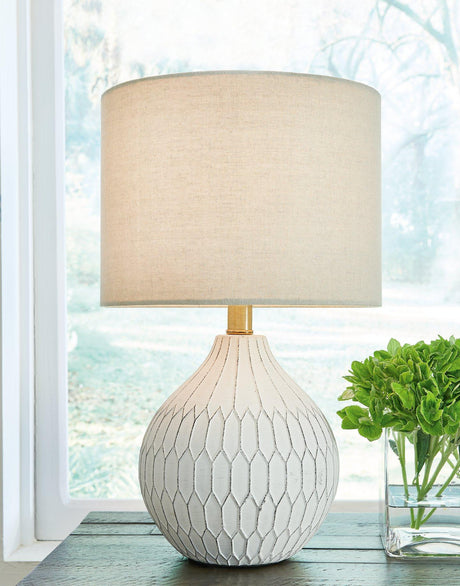 Wardmont Lamp Set - Furniture World