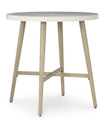 Seton Creek Outdoor Dining Package - Furniture World