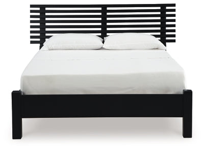 Danziar Queen Slat Bed - Furniture World