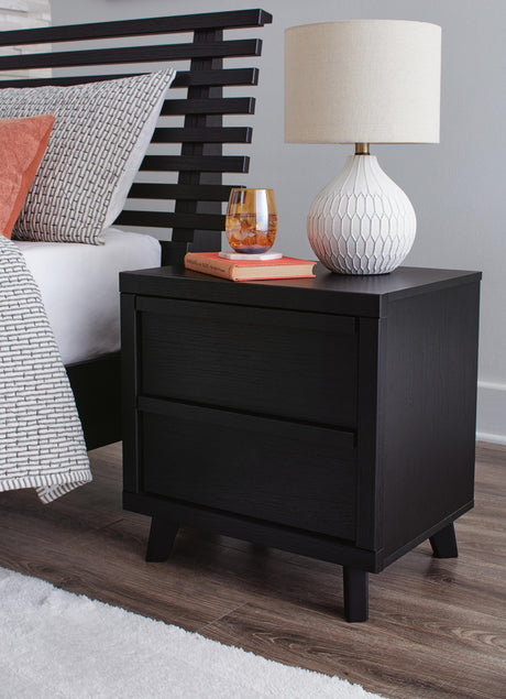 Danziar Bedroom Set - Furniture World