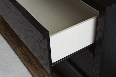 Danziar Bedroom Set - Furniture World