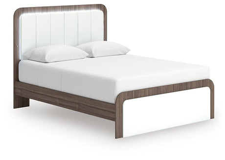 Kendanport Upholstered Bed - Furniture World
