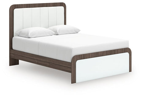 Kendanport Upholstered Bed - Furniture World