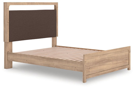 Kinlanni Upholstered Bed - Furniture World