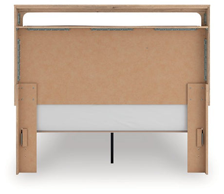 Kinlanni Upholstered Bed - Furniture World