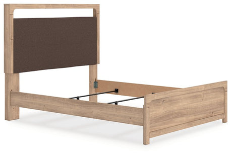 Kinlanni Upholstered Bed - Furniture World