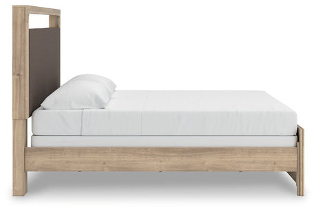 Kinlanni Upholstered Bed - Furniture World