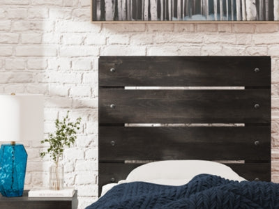 Hollivern Bed - Furniture World