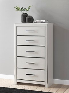 Zuraleus Chest of Drawers - Furniture World