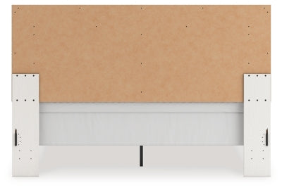 Zuraleus Bed - Furniture World