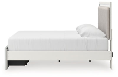 Zuraleus Bed - Furniture World