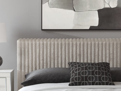 Zuraleus Bed - Furniture World