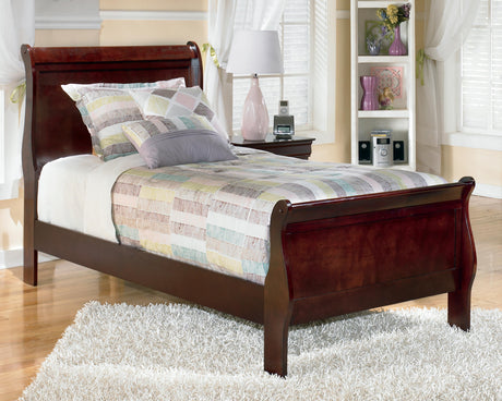Alisdair Bedroom Set - Furniture World
