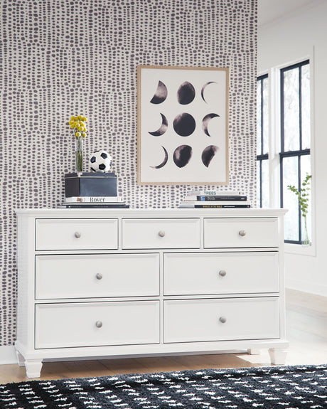 Fortman Dresser - Furniture World
