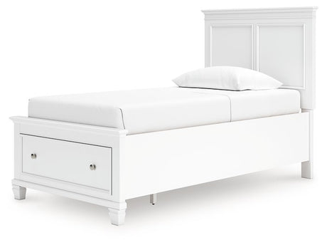 Fortman Panel Storage Bed - Furniture World