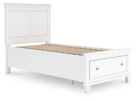 Fortman Panel Storage Bed - Furniture World