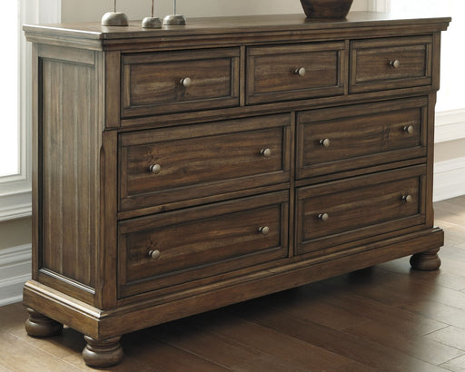 Flynnter Dresser - Furniture World