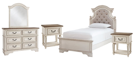 Realyn Bedroom Set - Furniture World