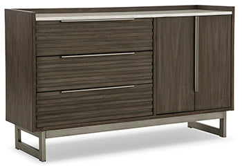 Arkenton Dresser and Mirror - Furniture World