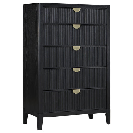 Brookmead Bedroom Set - Furniture World