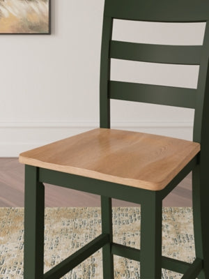 Gesthaven Dining Set - Furniture World