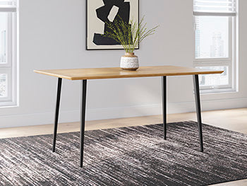Gretlynn Dining Table - Furniture World