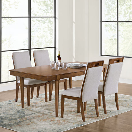 Lyncott Dining Room Set - Furniture World