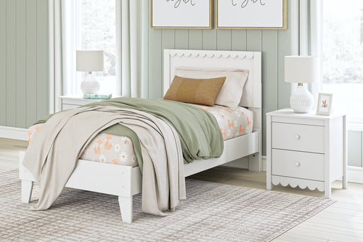 Hallityn Bed - Furniture World