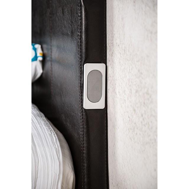 Evans E.King Bed - Furniture World