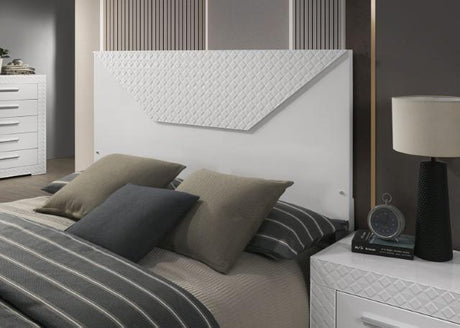 Whitby Queen Bedroom Set - Furniture World
