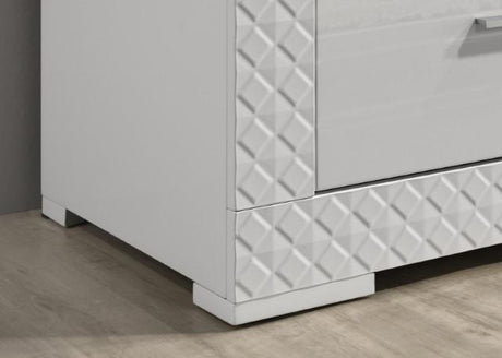 Whitby E.King & Queen Bed - Furniture World