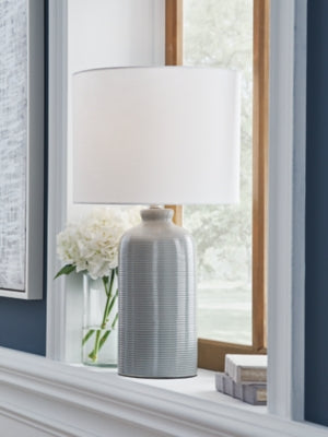 Wimlow Table Lamp - Furniture World