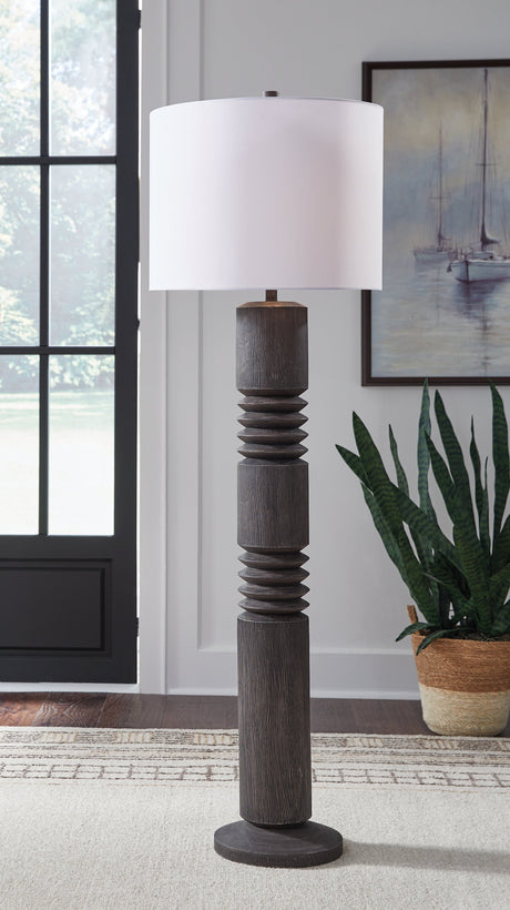 Fainwell Floor Lamp - Furniture World